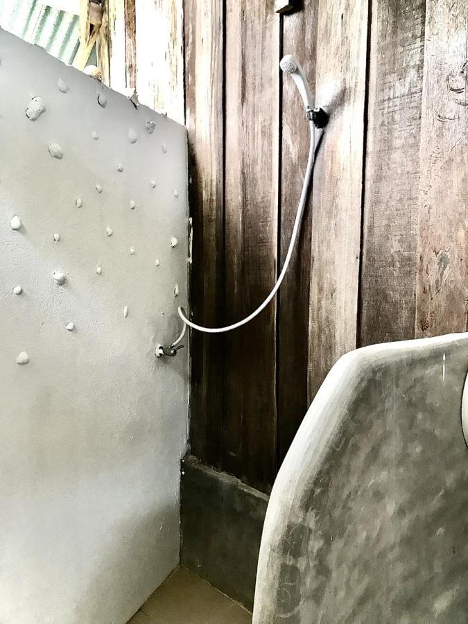 Frog Garden Hut Hotel Đảo Ko Phayam Ngoại thất bức ảnh